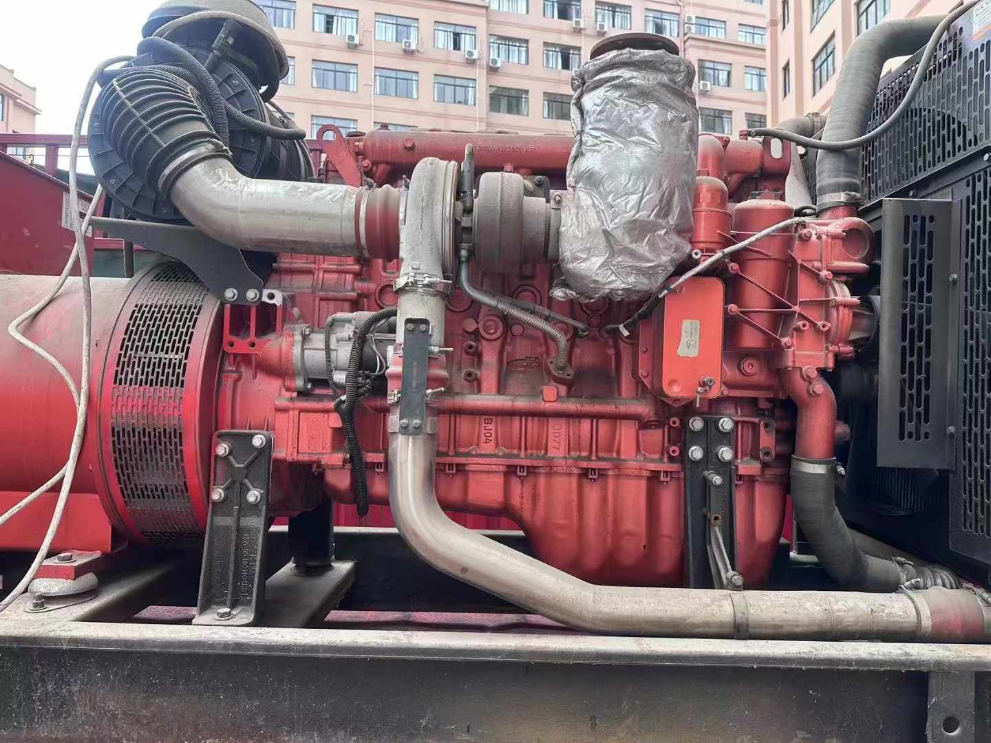 勐腊如何选择适合 600kW 柴油发电机组的过载保护器？