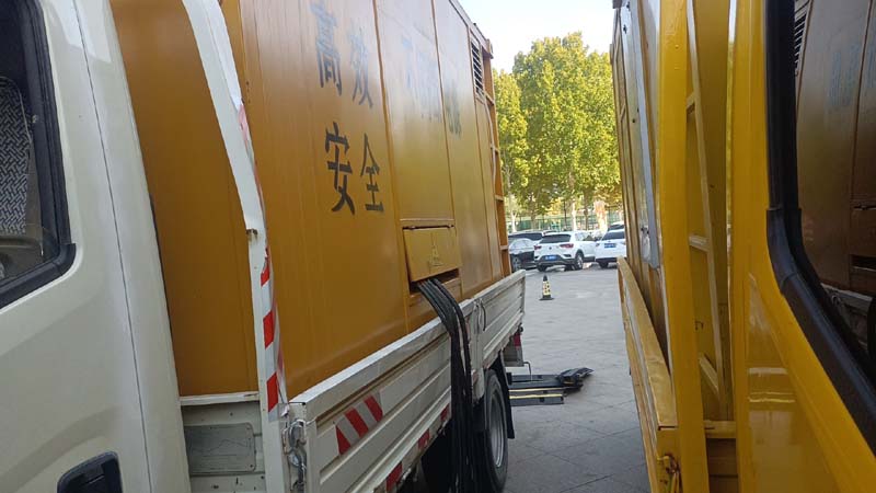 勐腊如何判断柴油发电机组和UPS电源的切换时间是否符合要求？